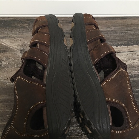 Skechers Shape-ups - Picture 7 of 7